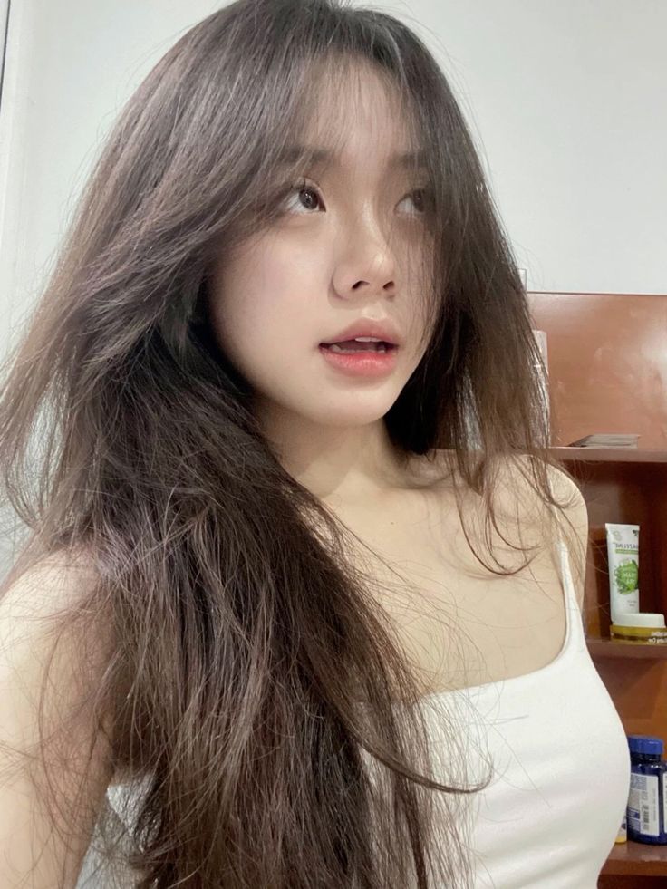 iPhone_17_Pro_Cosmic_Orange_PDP_Image_Position_3_Design__SG-EN